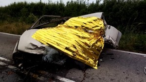 DW519. Po zderzeniu osobówki z ciężarówką śmierć poniósł jeden z kierowców.