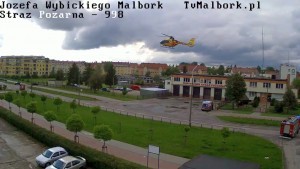 Mężczyzna po upadku ze schodów zabrany LPR do szpitala w Gdańsku.