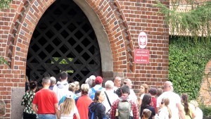 Malbork. Turystyczny dzień Zamku Krzyżackiego.