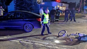 Miłoradz. Osobówka potrąciła 74-letnią rowerzystkę ? kobieta trafiła do szpitala.