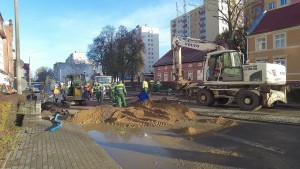 Malbork. Trwa przebudowa przejścia dla pieszych na ul. Mickiewicza. Wideo 16.11.2023