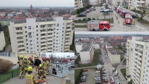 Malbork. Pożar na 10. piętrze i ewakuacja poszkodowanego z budynku przy ul. Jagiellońskiej ? ćwiczenia strażaków. Wideo i zdjęcia 