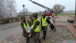 Zagrożenie terrorystyczne i pożar na zamku w Malborku ? ćwiczenia służb ratowniczych. Wideo i zdjęcia
