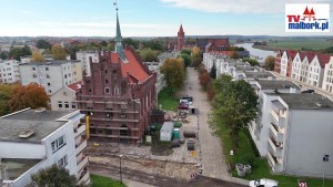 Ratusz Staromiejski w Malborku w trakcie modernizacji drugi i trzeci etap. Zobacz foto i wideo z drona