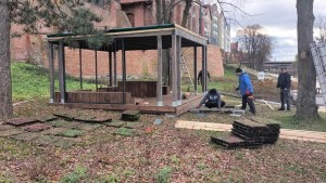 Na bulwarach nad Nogatem powstaje nowa altana ? projekt z Budżetu Obywatelskiego 2025 w realizacji. Wideo