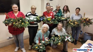 Świąteczne warsztaty florystyczne w Cisach ? kreatywny czas z Gminnym Centrum Kultury. Wideo i zdjęcia