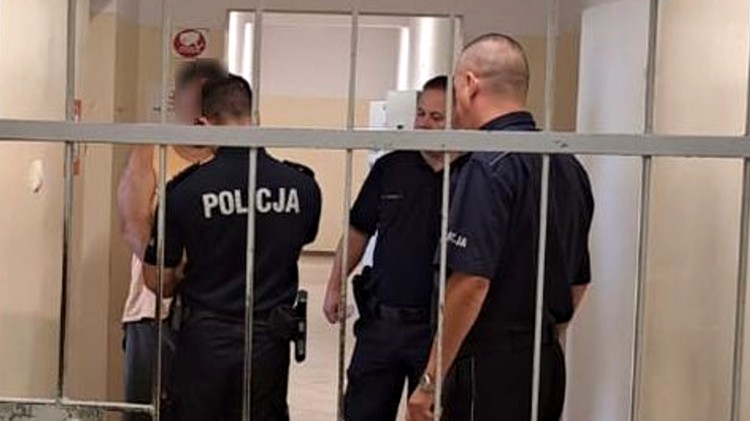 Gmina Lichnowy. Znęcał się nad rodziną – mężczyźnie grozi do…