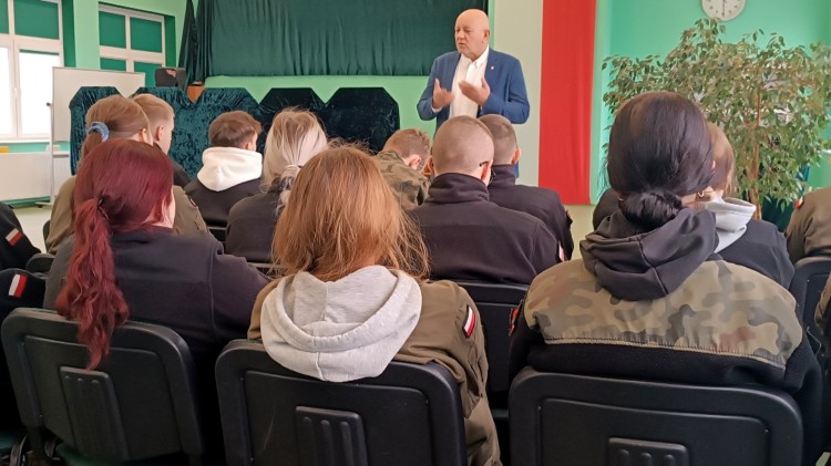 Powiat sztumski. Edukacja przede wszystkim – jak reagować na współczesny…