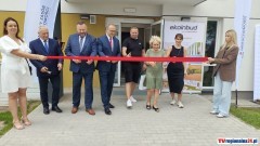 Nowe życie w Nowym Stawie – mieszkańcy odebrali klucze do nowoczesnych…