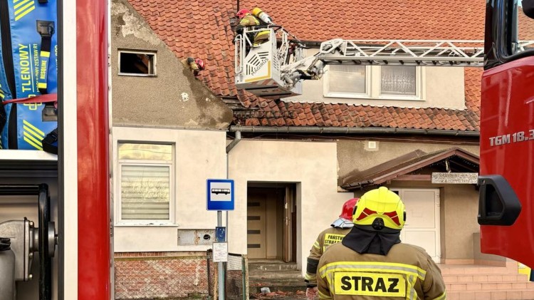 Pożar dachu świetlicy w Kaczynosie.