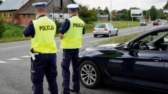 Policjanci apelują - wspólnie zadbajmy o bezpieczeństwo podczas ostatniego weekend wakacyjnego.