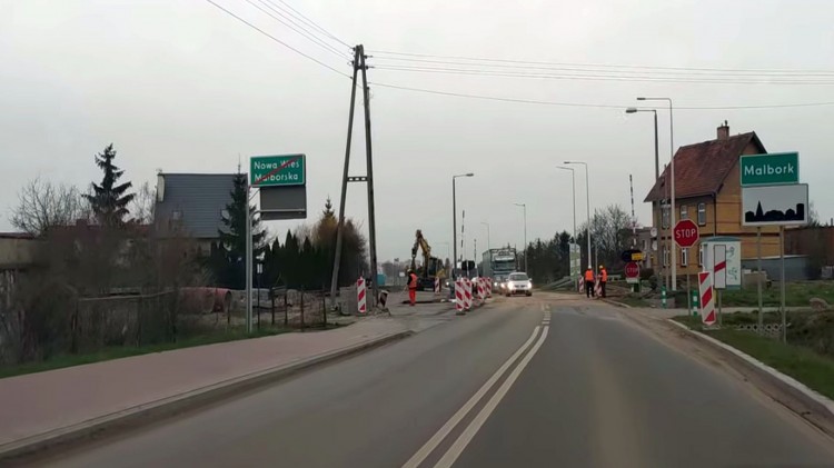 Przejazd kolejowy w Nowej Wsi Malborskiej otwarty. Ale to jeszcze nie…