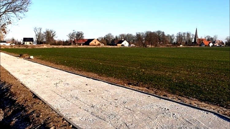 Gmina Miłoradz. W Kończewicach, Bystrzu i Starej Wiśle powstaje chodnik…