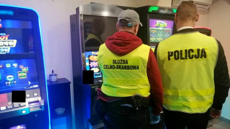 Malbork. Zabezpieczono nielegalne automaty hazardowe o wartości 84 tys.…