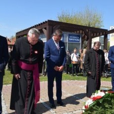 Obchody 225. Rocznicy Uchwalenia Konstytucji 3 Maja w Nowym Dworze Gd…