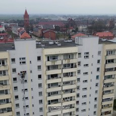 Malbork. Pożar na 10. piętrze i ewakuacja poszkodowanego z budynku przy…